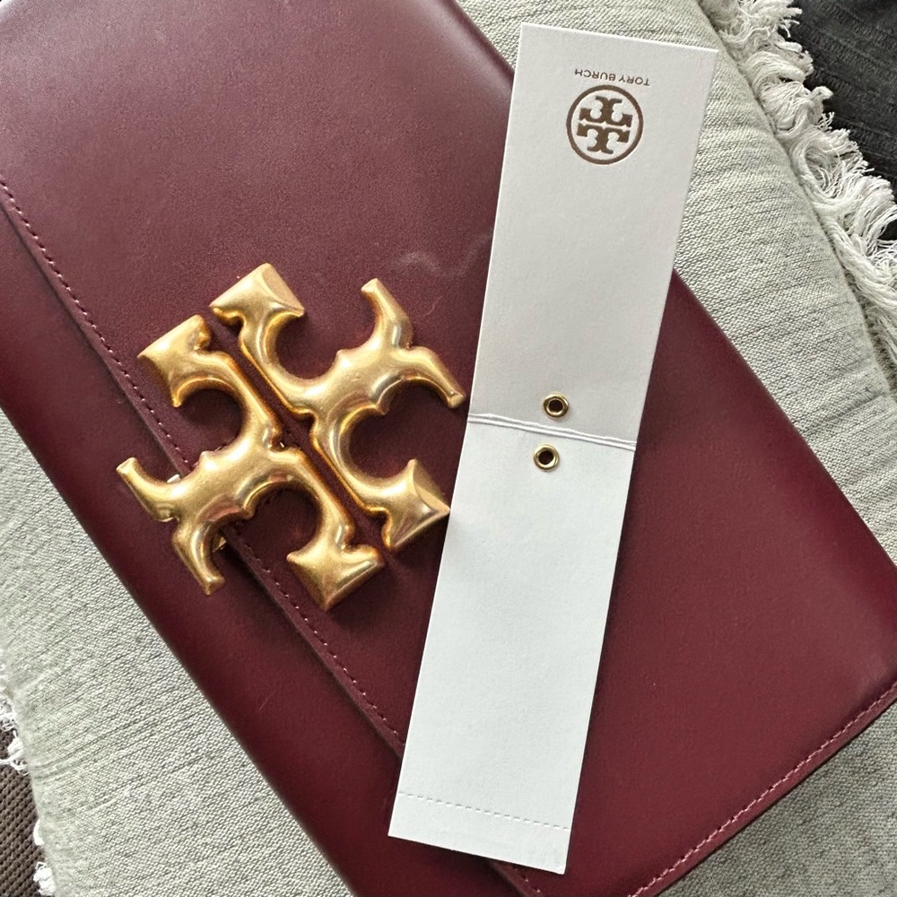 Tory Burch Eleanor Clutch in Claret - Picture 11 of 11